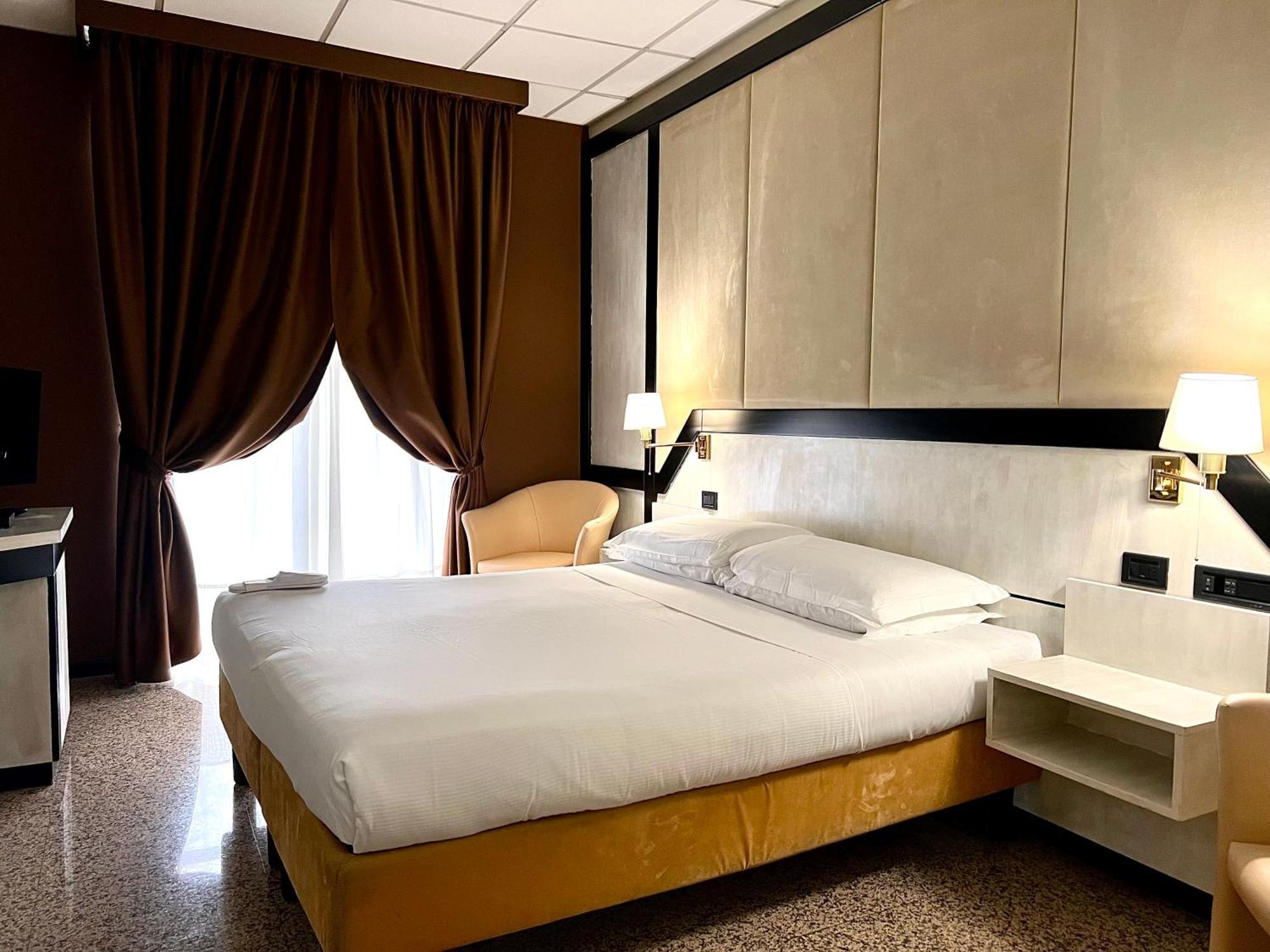 Hotel Diamante Corbetta Exterior photo